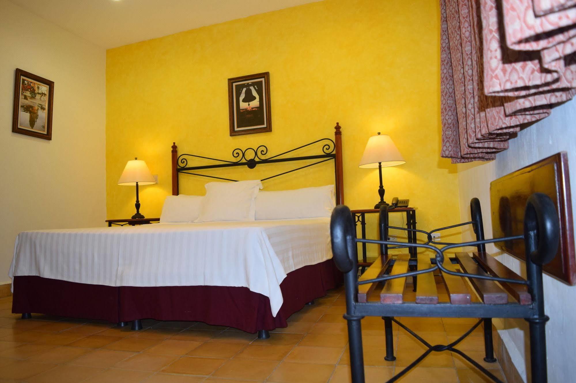 Hotel Dario Granada Eksteriør bilde